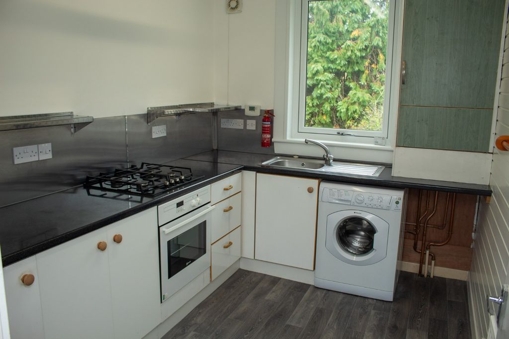 Property photo 3 of 13 Photo 3