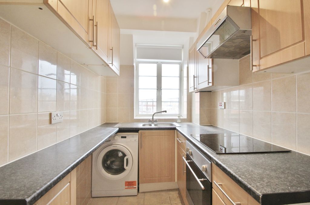 Property photo 3 of 13 Photo 15