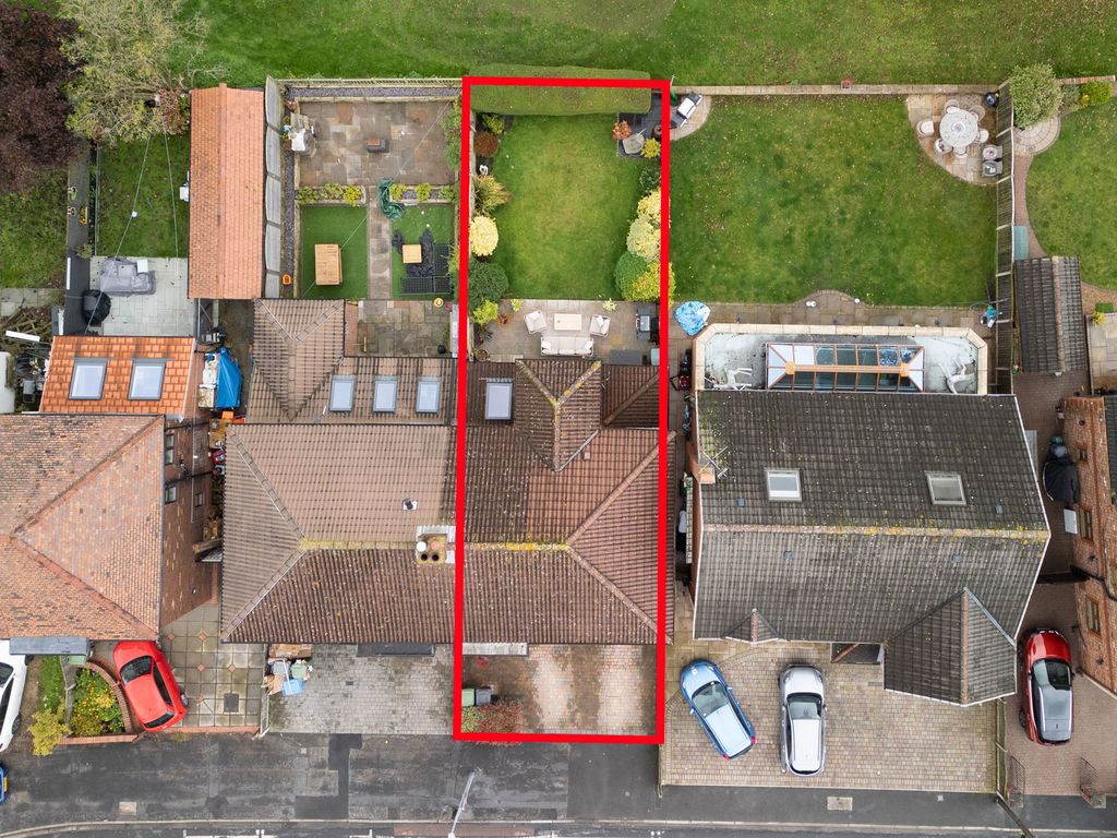 Property photo 2 of 46