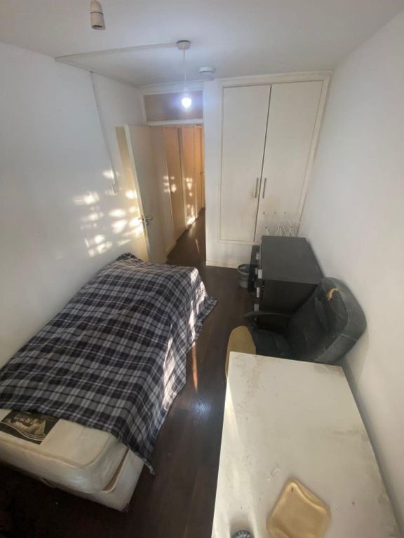 Property photo 1 of 10 Fhetgf4Hj7Ghyjjsr2B5_803.Jpeg