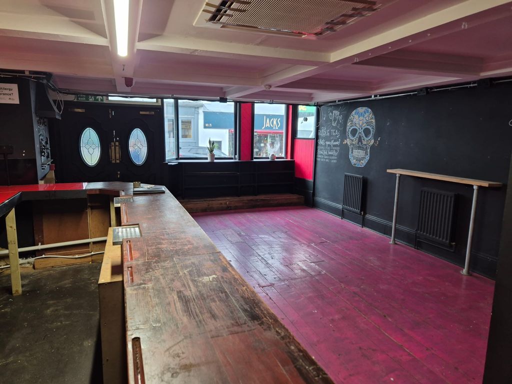 Property photo 2 of 4