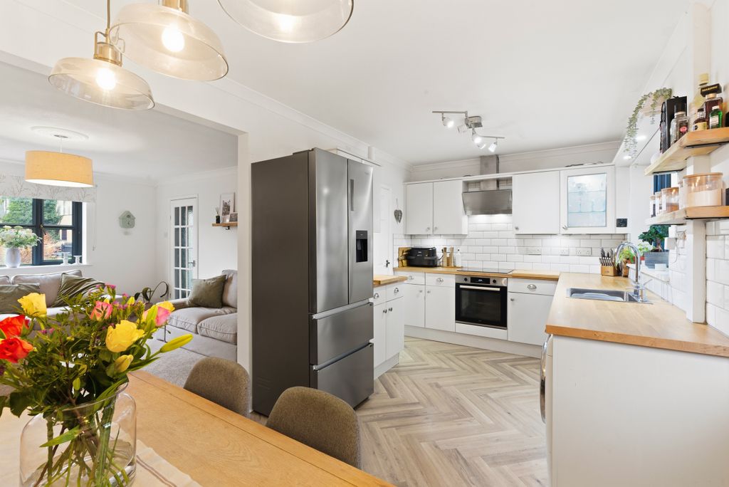 Property photo 3 of 14 Kitchen-Diner