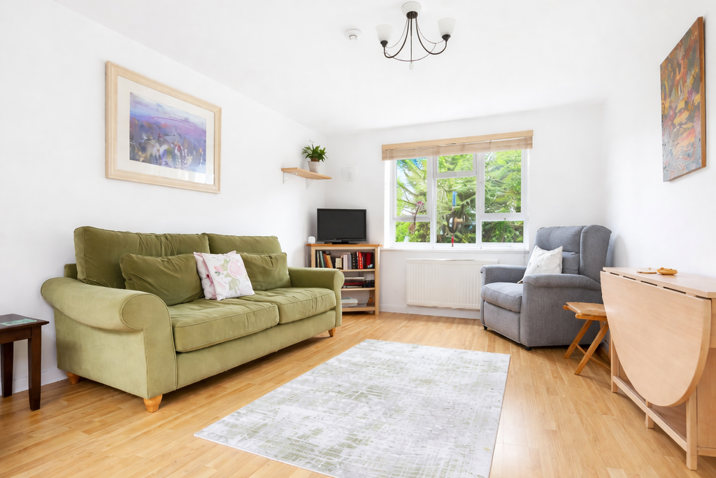 Property photo 2 of 17 Gallery
