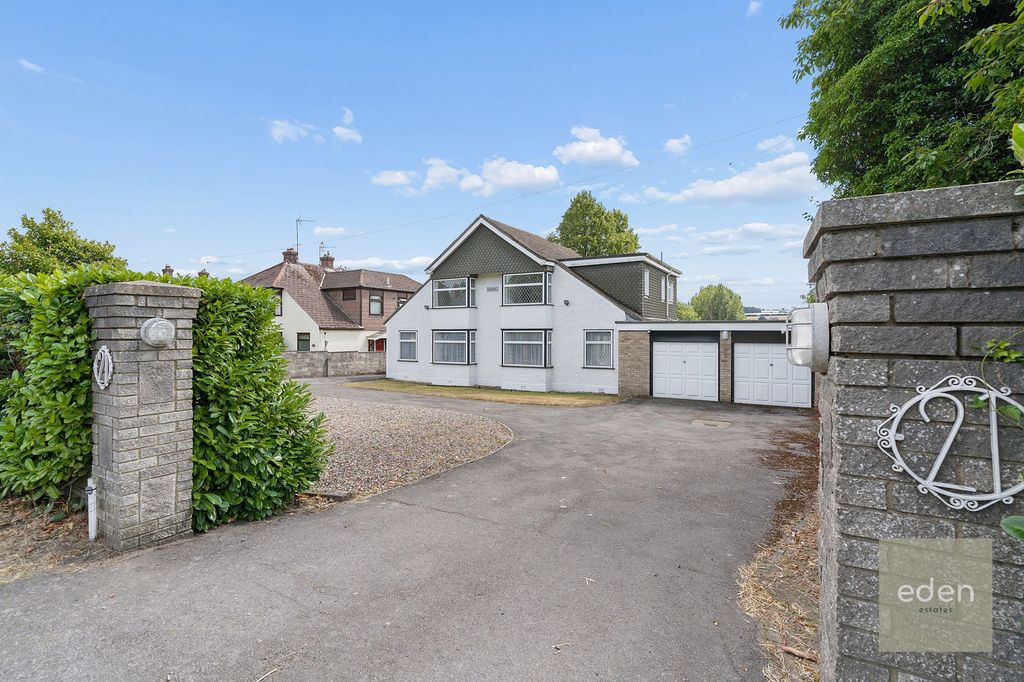 Property photo 1 of 29