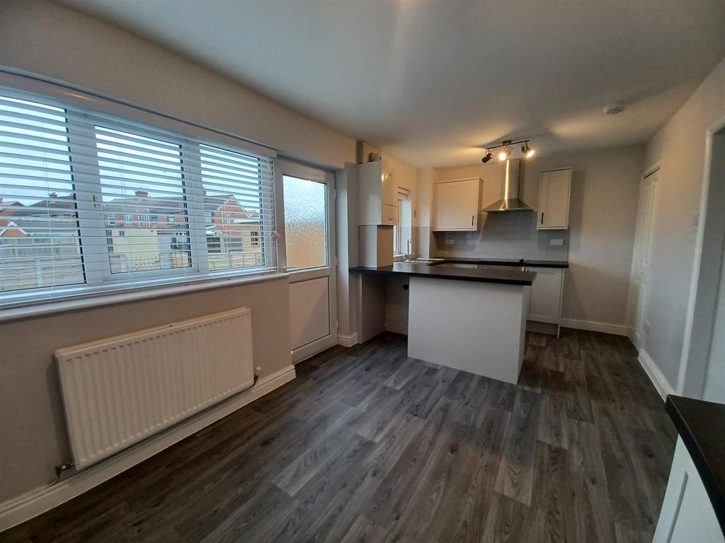 Property photo 2 of 7 Kitchen/Diner