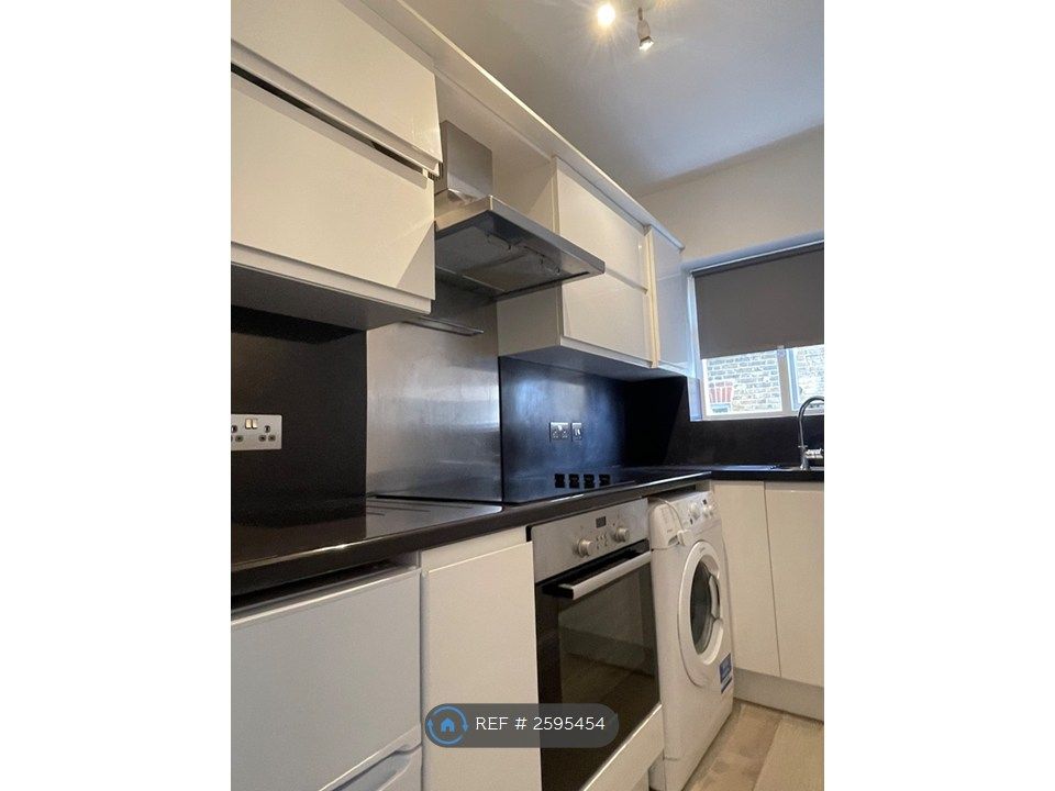 Property photo 2 of 3 Kitchen