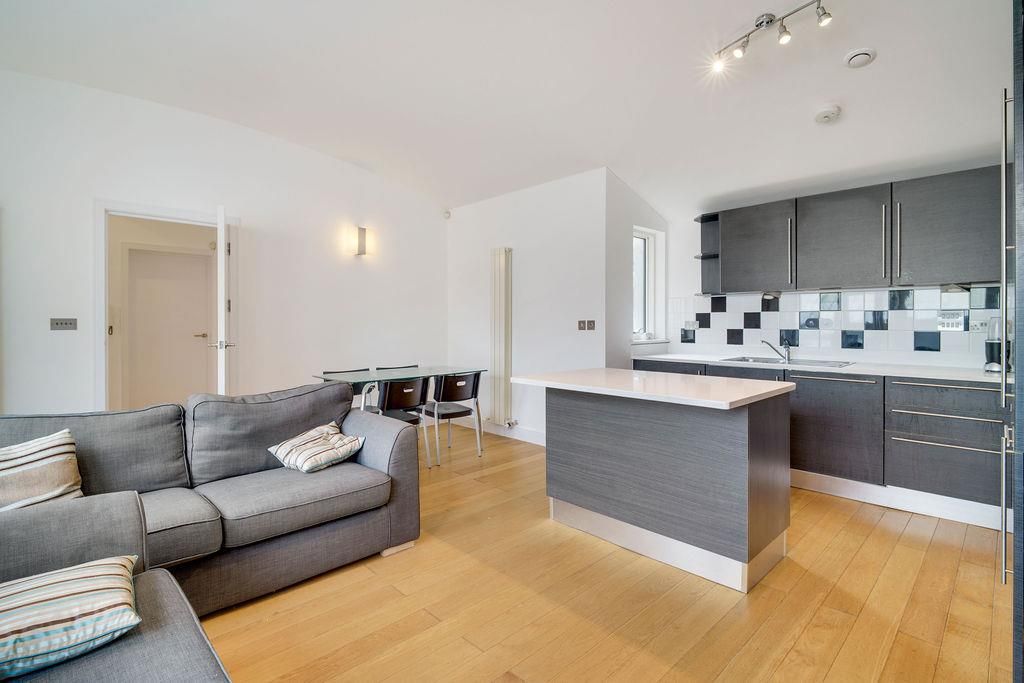 Property photo 3 of 18 Gerardplace2-17.Jpg