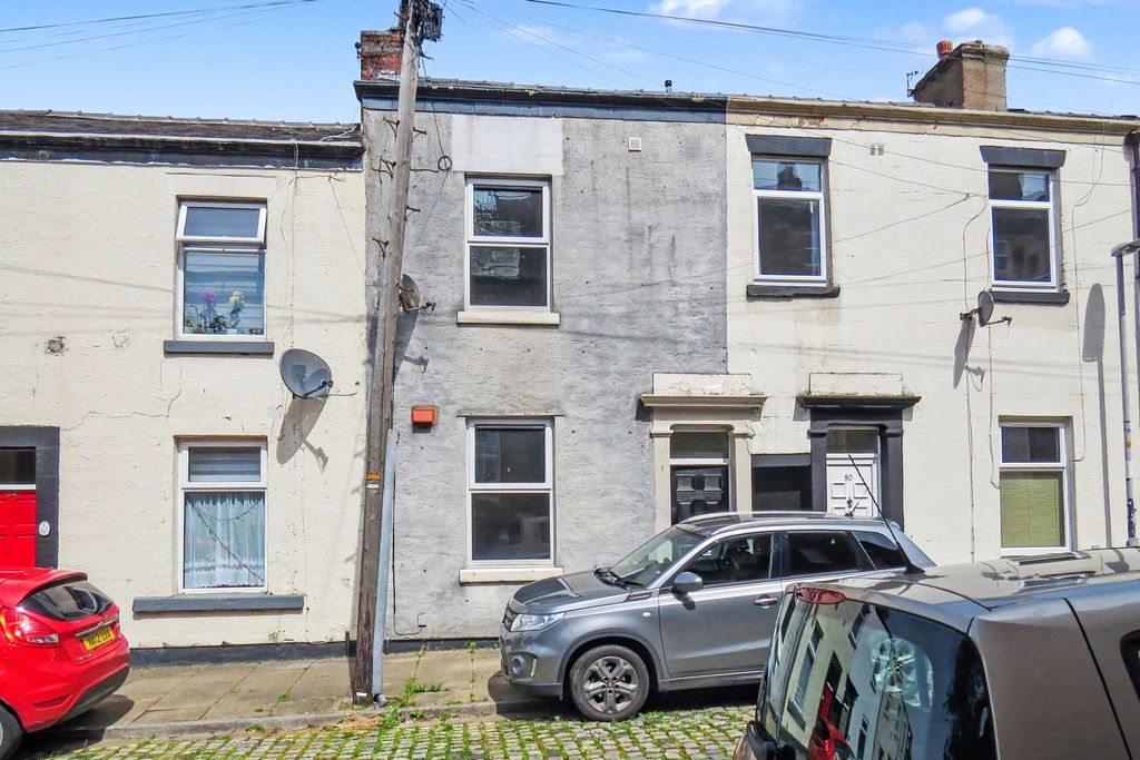 Property photo 1 of 15 82 Wellington Street, Preston, Lancashire, Pr1 8Tp