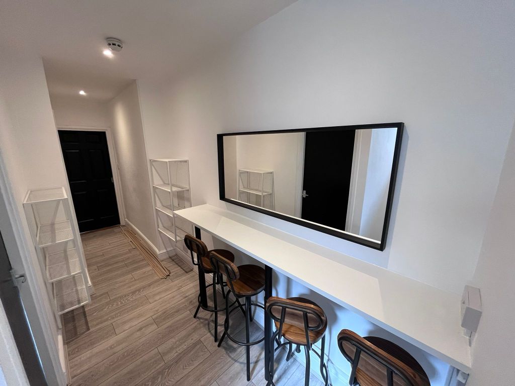 Property photo 3 of 9 Reception Hallway