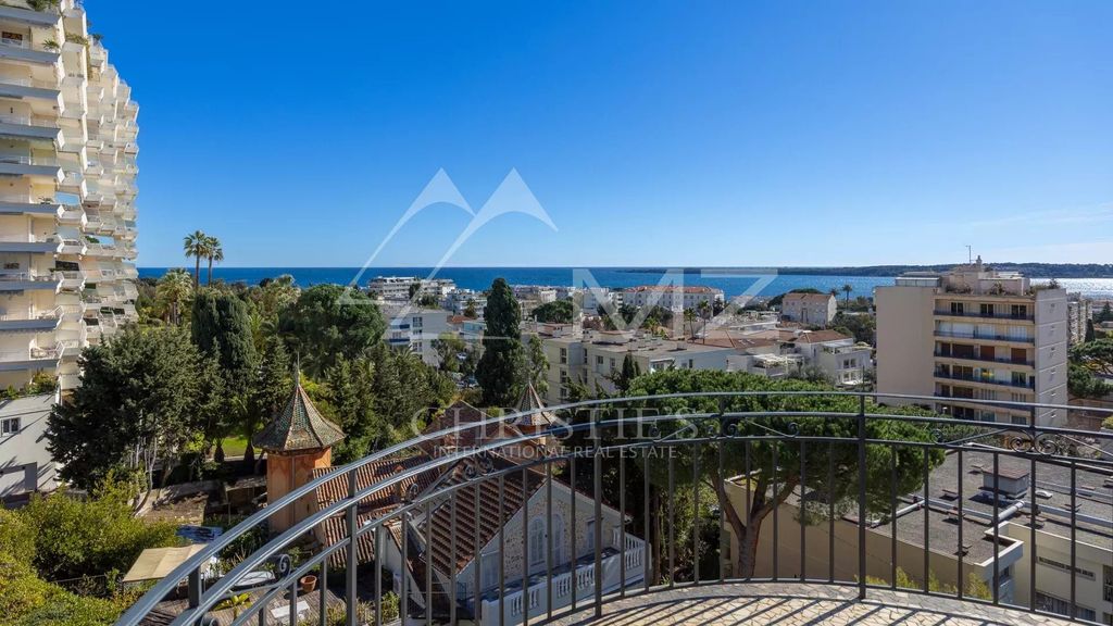 Property photo 1 of 18 Basse Californie Magnificent Sea View For This Top Floor