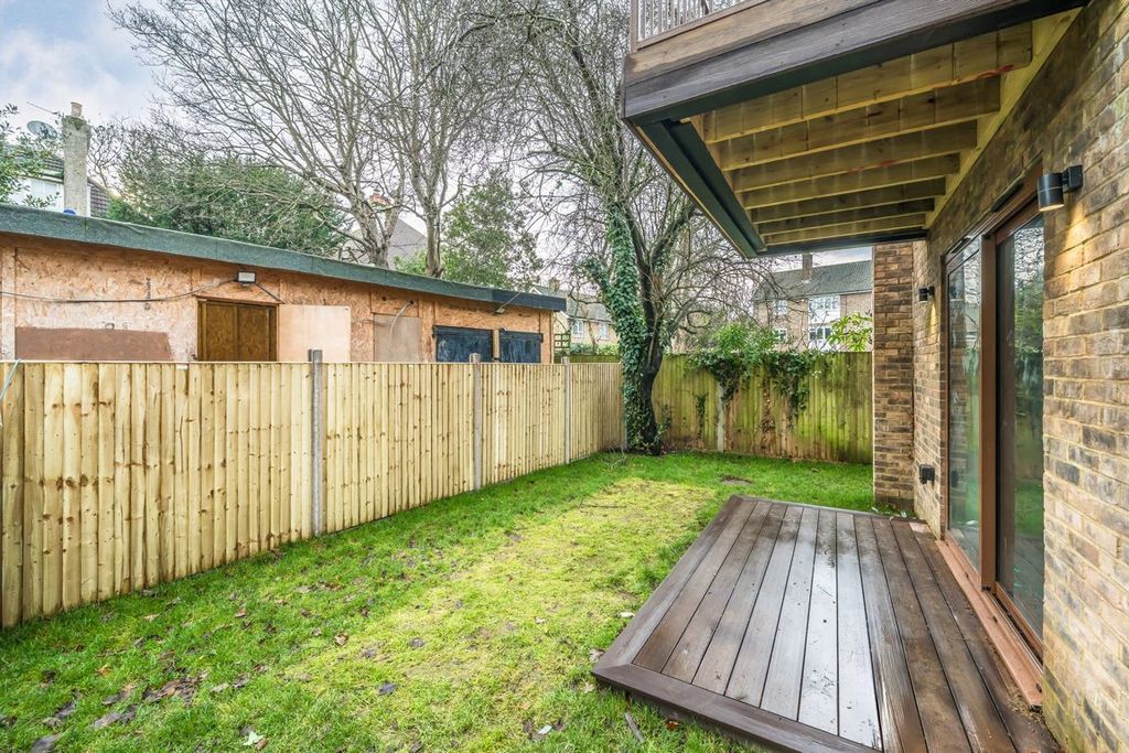 Property photo 3 of 5