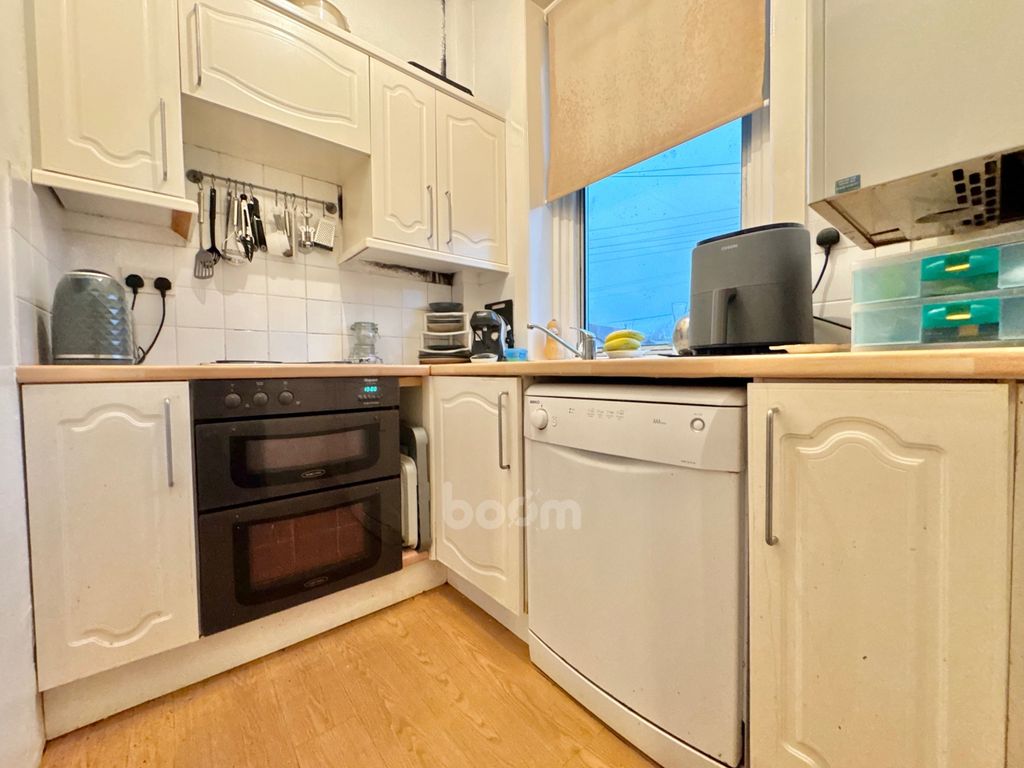 Property photo 3 of 23 Img_7819