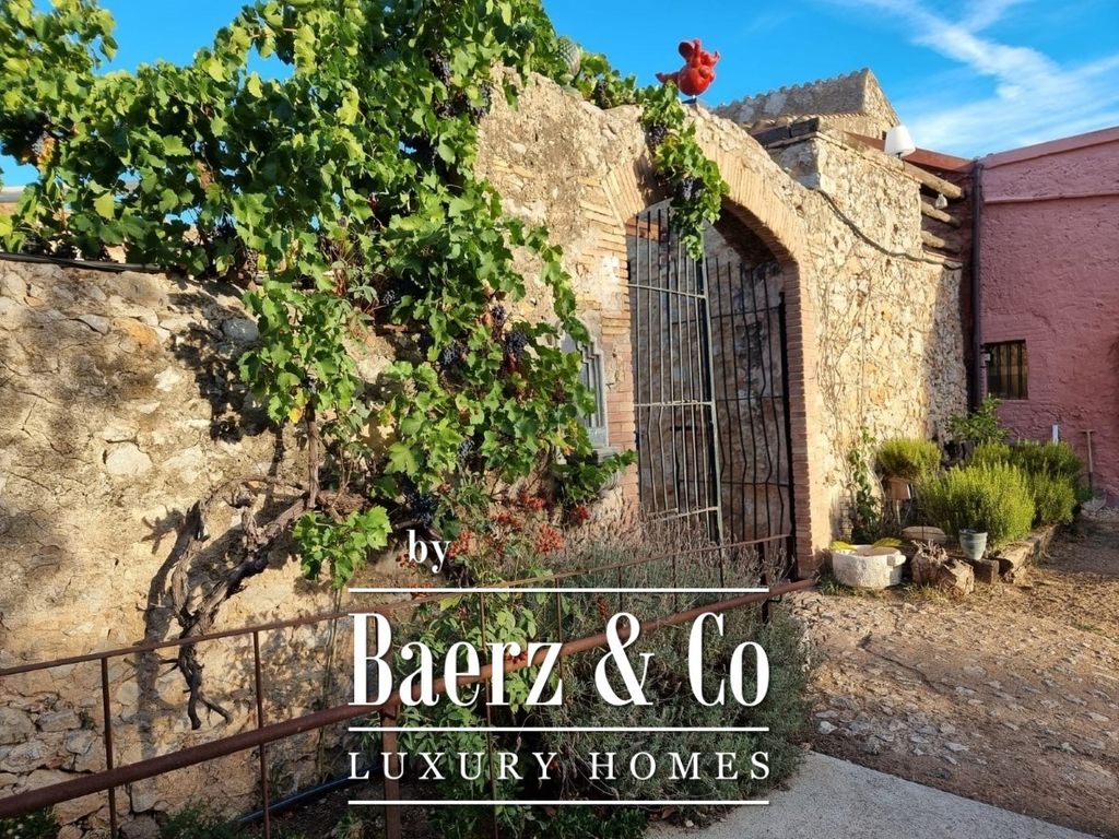 Property photo 3 of 55