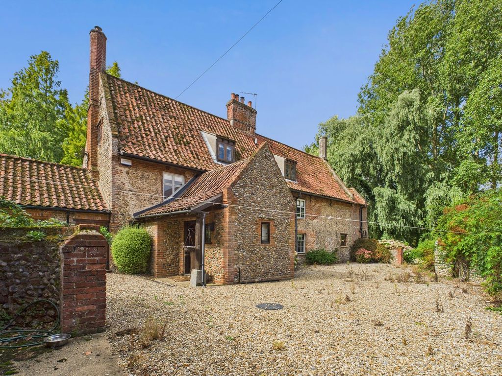 Property photo 3 of 30