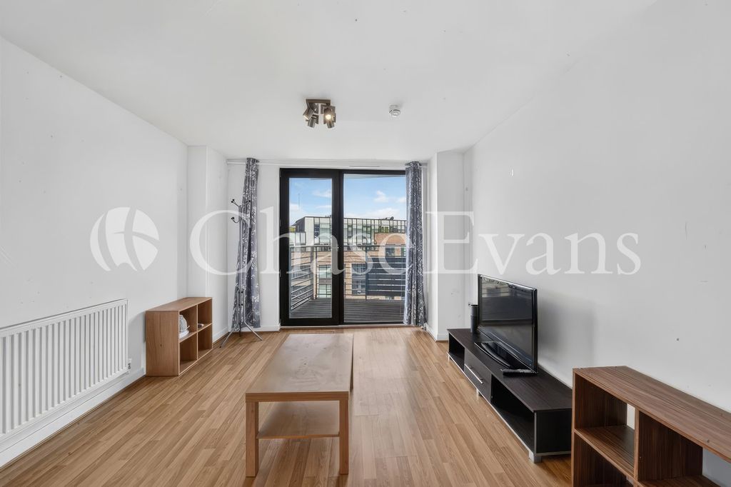 Property photo 1 of 12 Living
