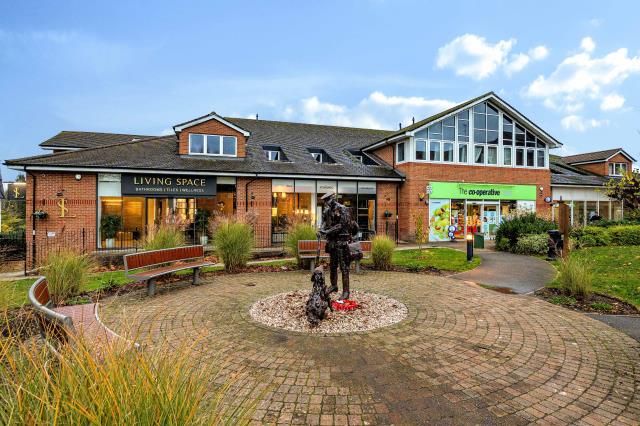 Property photo 1 of 18 External View