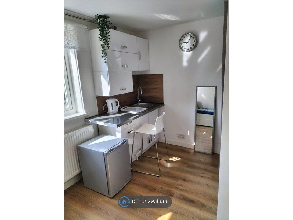 Property photo 3 of 9 Fridge