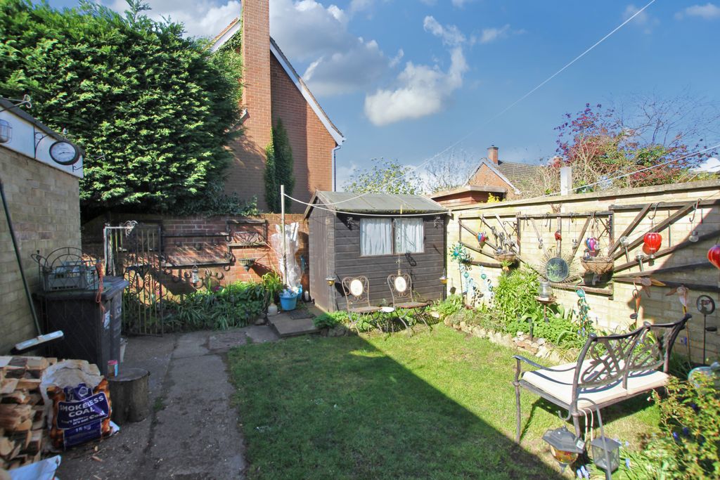 Property photo 2 of 12