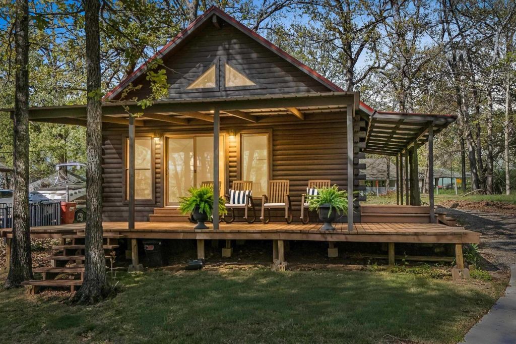 Property photo 1 of 30