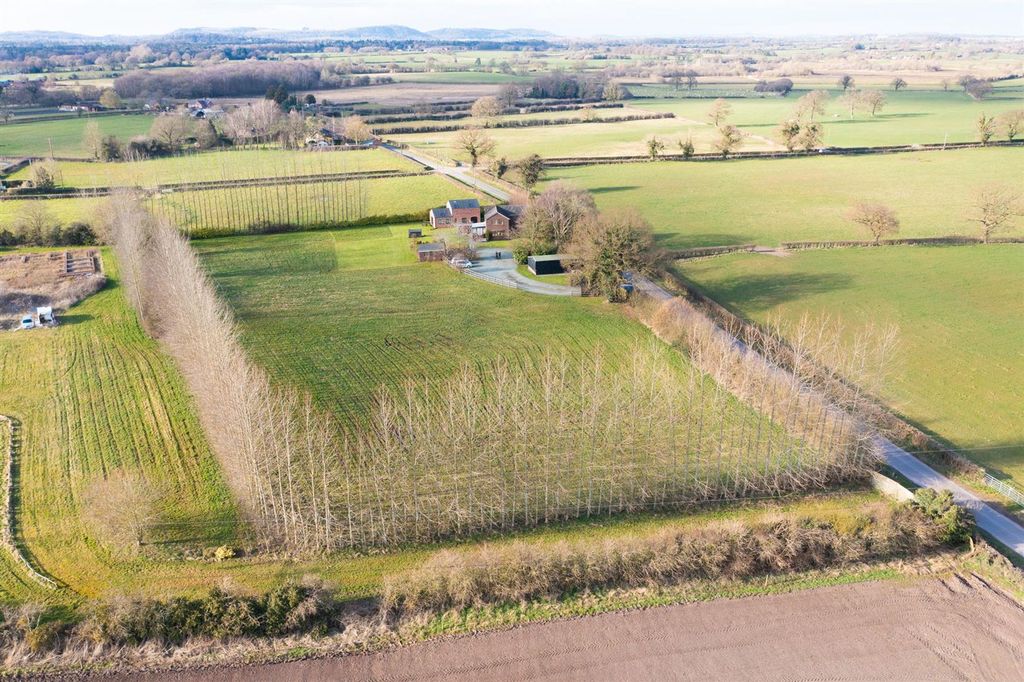 Property photo 1 of 28 Greenacres-28.Jpg