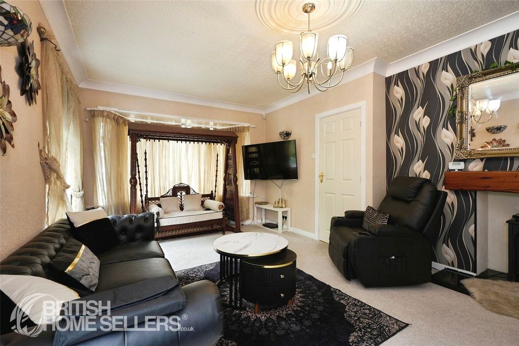 Property photo 2 of 17 Picture No. 18