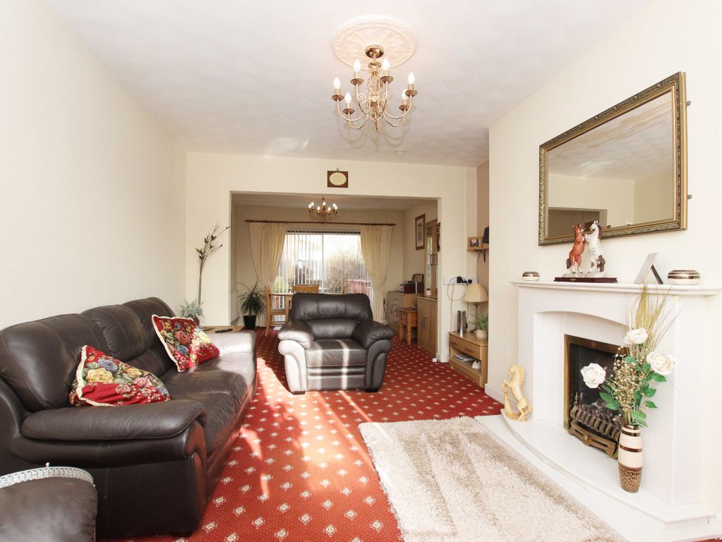 Property photo 2 of 20