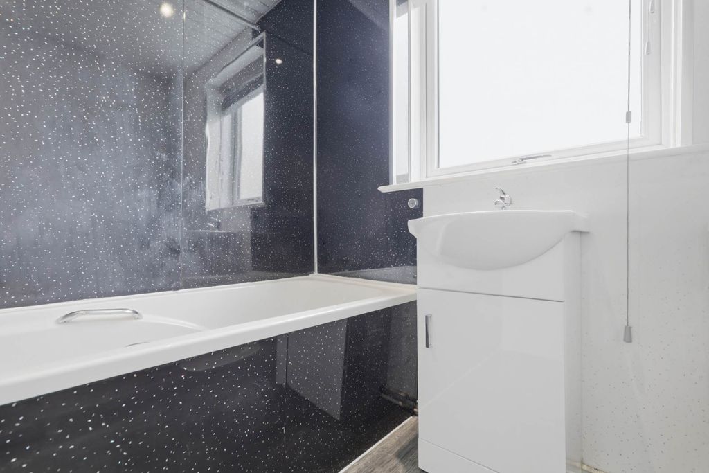 Additional image 9 of 2 bed terraced house for saleDunchurch Road, Ralston PA1