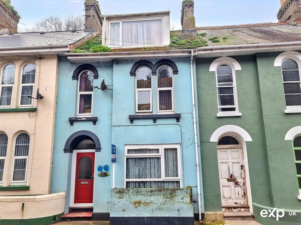 Property photo 1 of 22