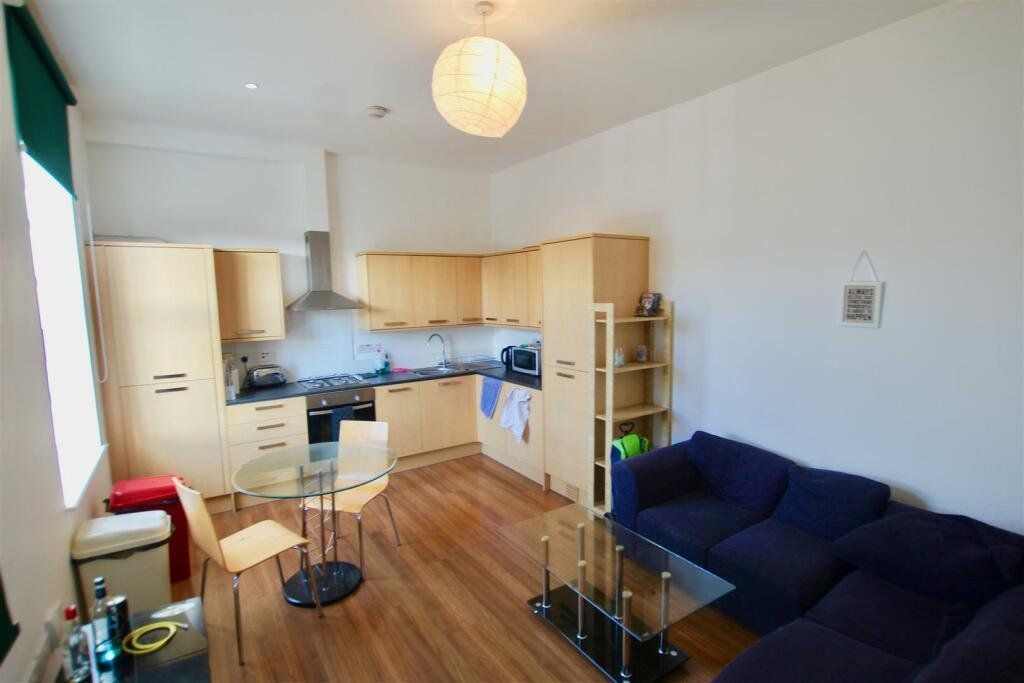 Property photo 2 of 9 Picture No. 04
