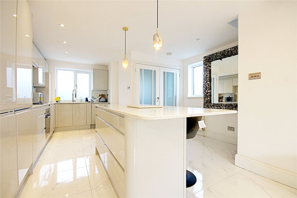 Property photo 3 of 26 Picture No. 26