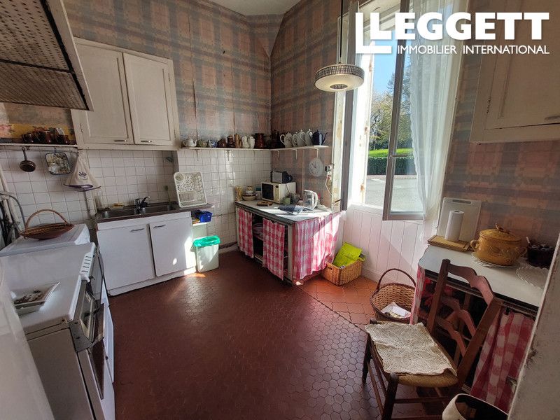 Property photo 3 of 10