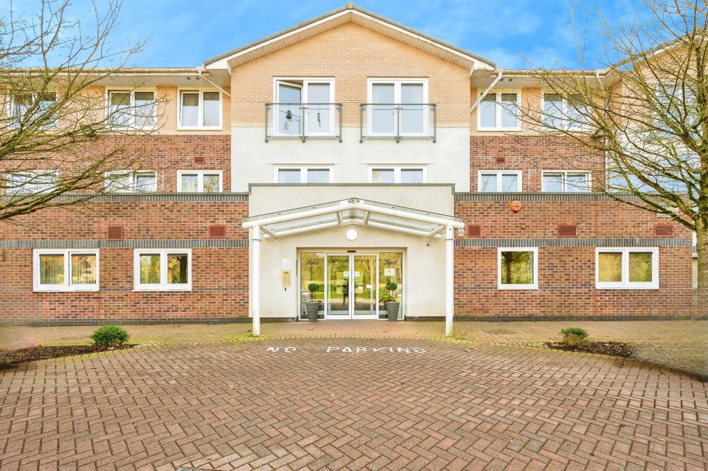 Property photo 1 of 19