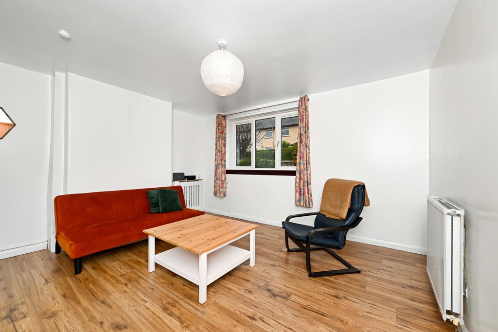 Property photo 2 of 25 Property Image 2