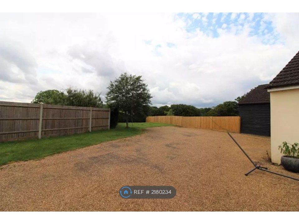 Property photo 2 of 12 Outside 2