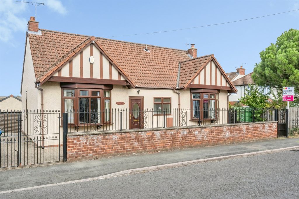 Property photo 1 of 22