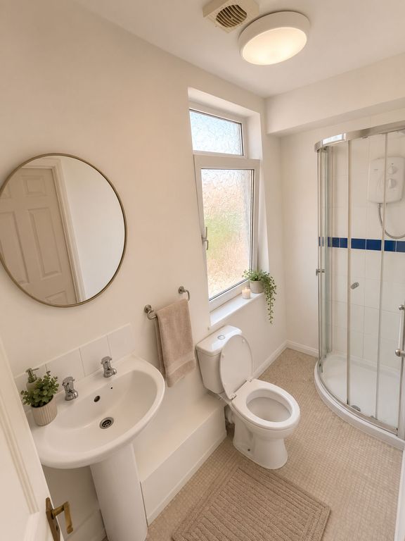 Property photo 3 of 13 Photo 12