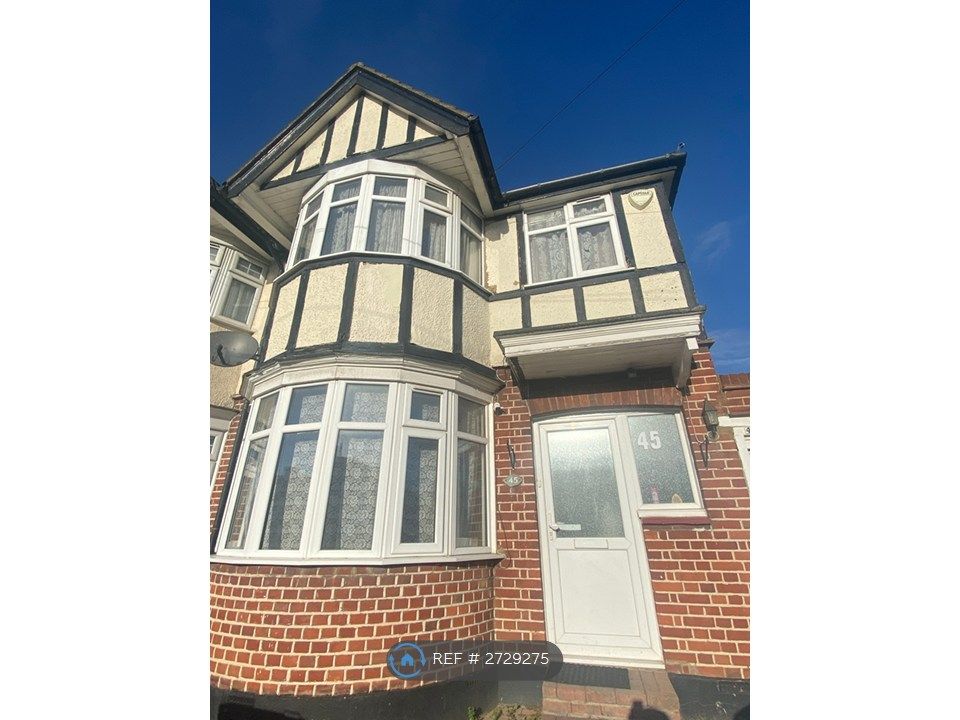 Property photo 2 of 20