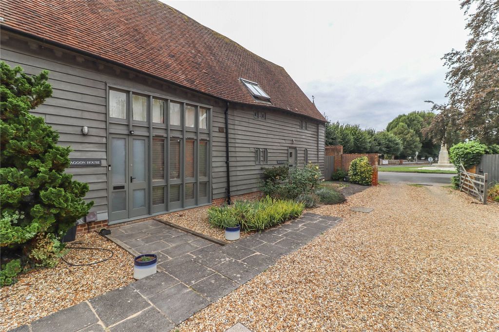 Property photo 1 of 25 Picture No. 37