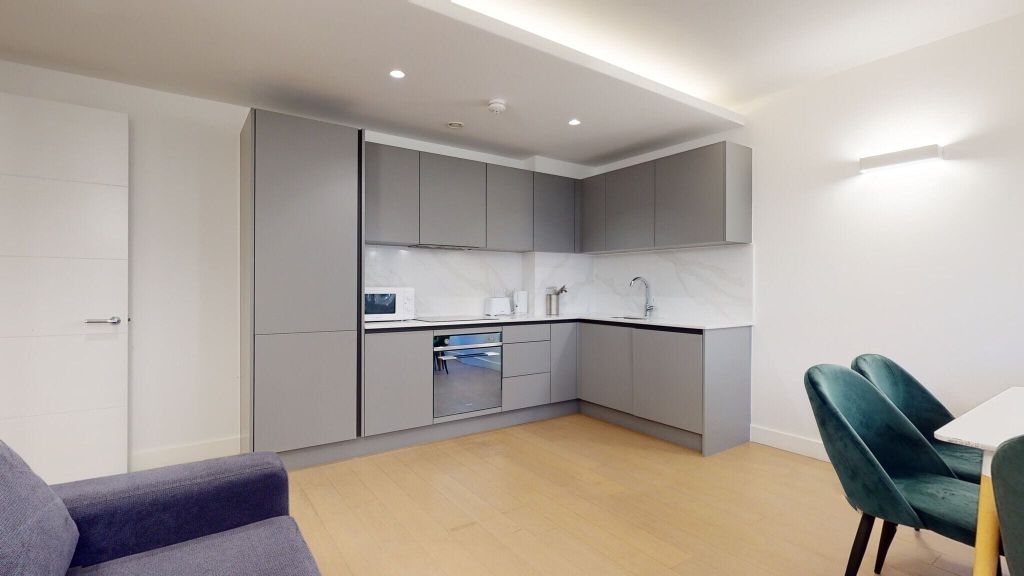 Property photo 2 of 20 Kitchen