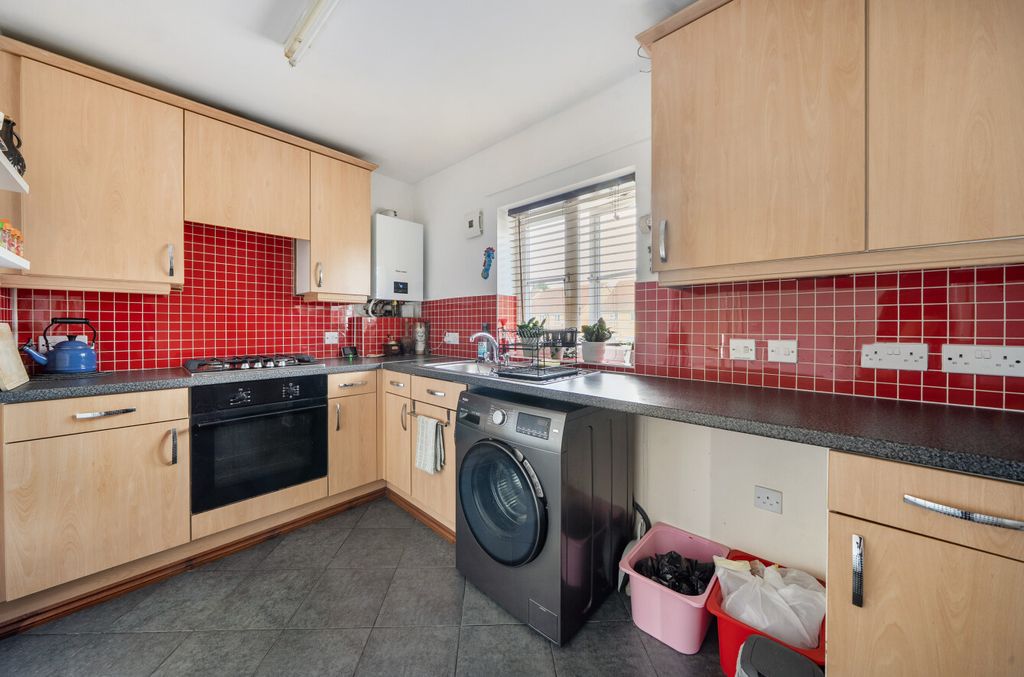 Property photo 2 of 13