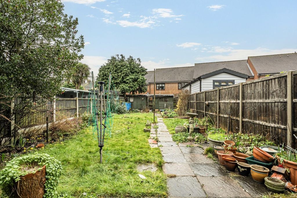 Property photo 2 of 19 1400722-3-6978B3Af2Bc9c.Jpg