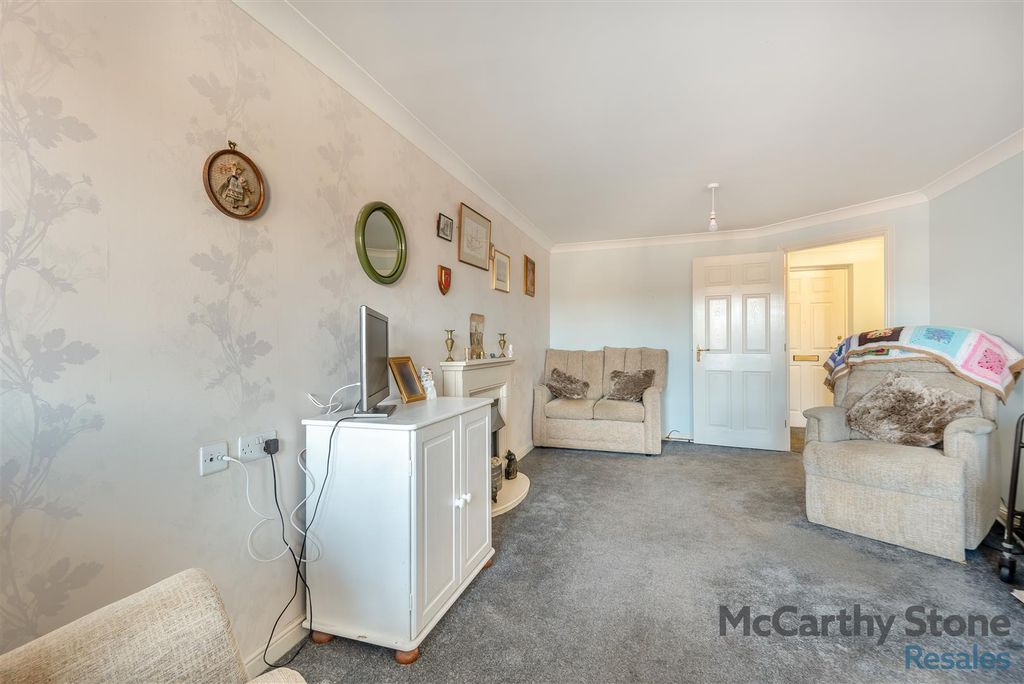 Additional image 4 of 1 bed flat for saleCaen Stone Court, Queen Street, Arundel BN18