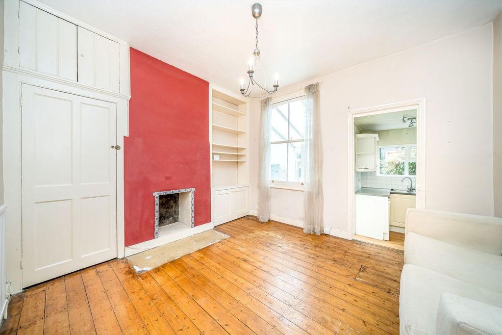 Property photo 3 of 7
