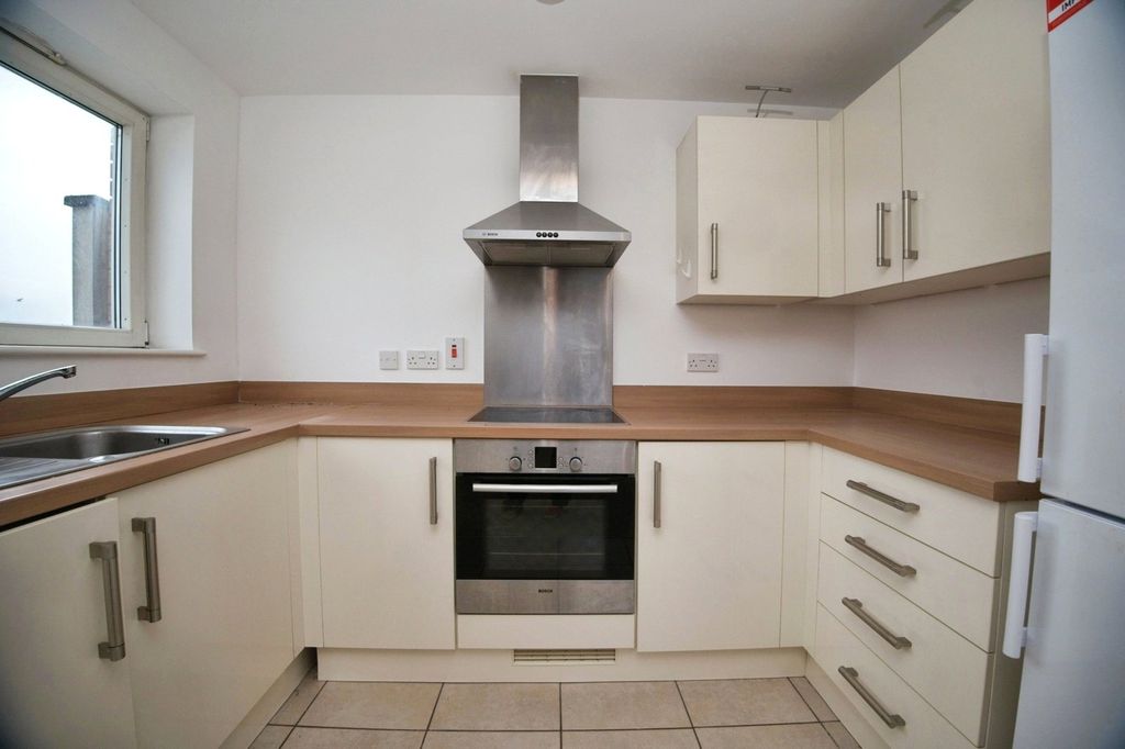 Property photo 3 of 15 Open Plan Kitchen