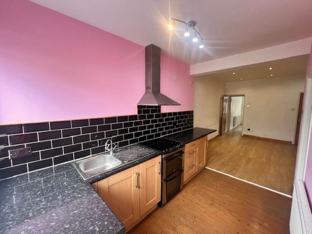 Property photo 1 of 16 Kitchen Diner (3)