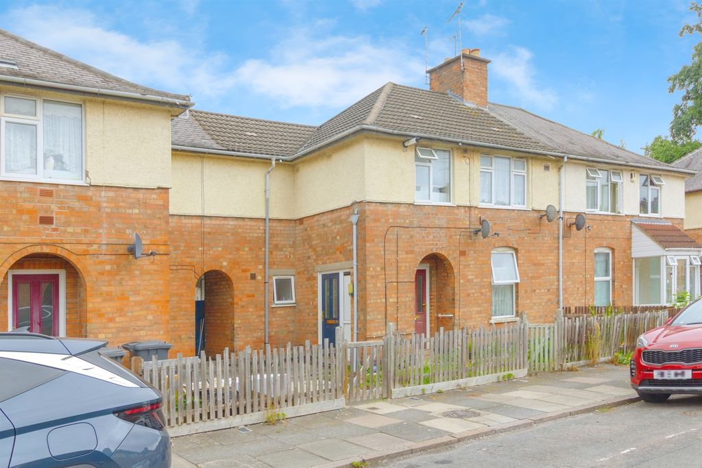 Property photo 1 of 17