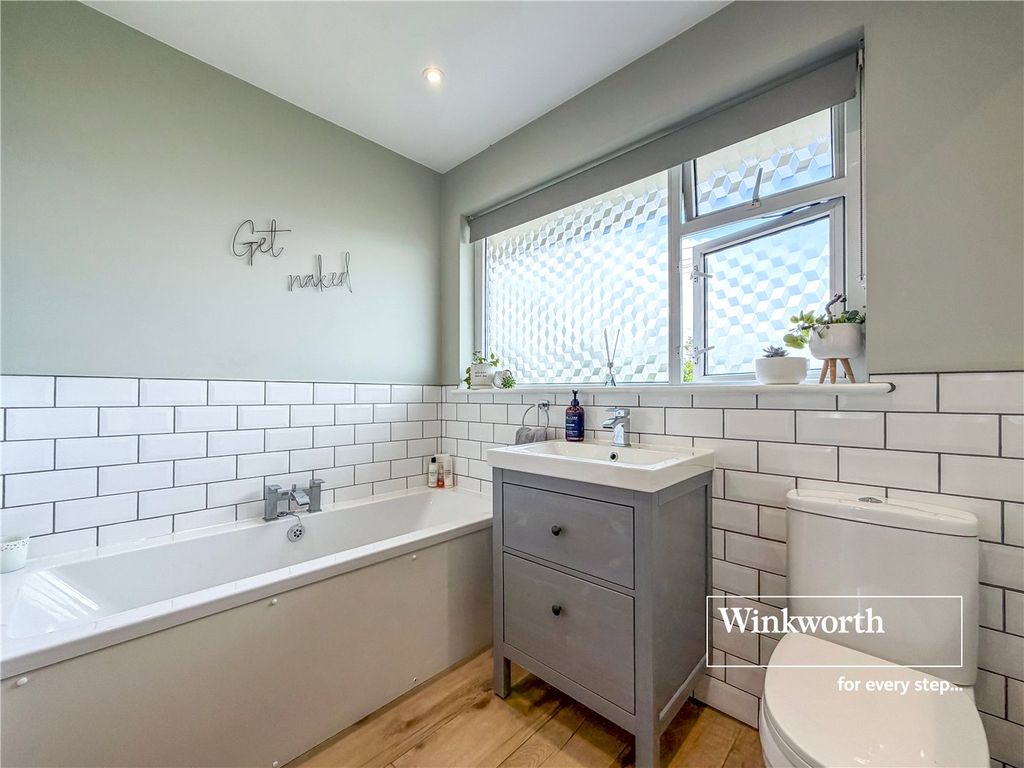 Property photo 3 of 15 Picture No. 20