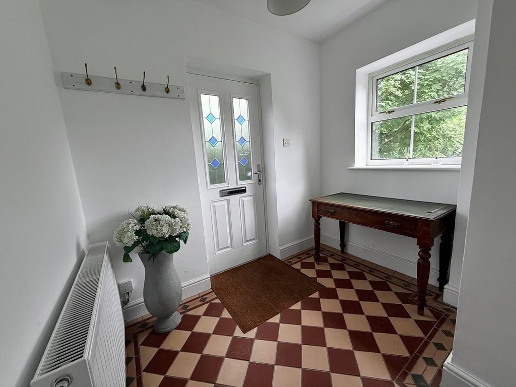 Property photo 2 of 10 Image