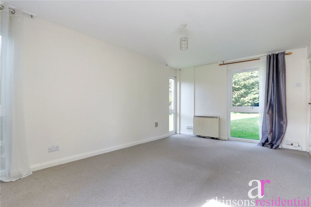 Property photo 2 of 12 Picture No. 03