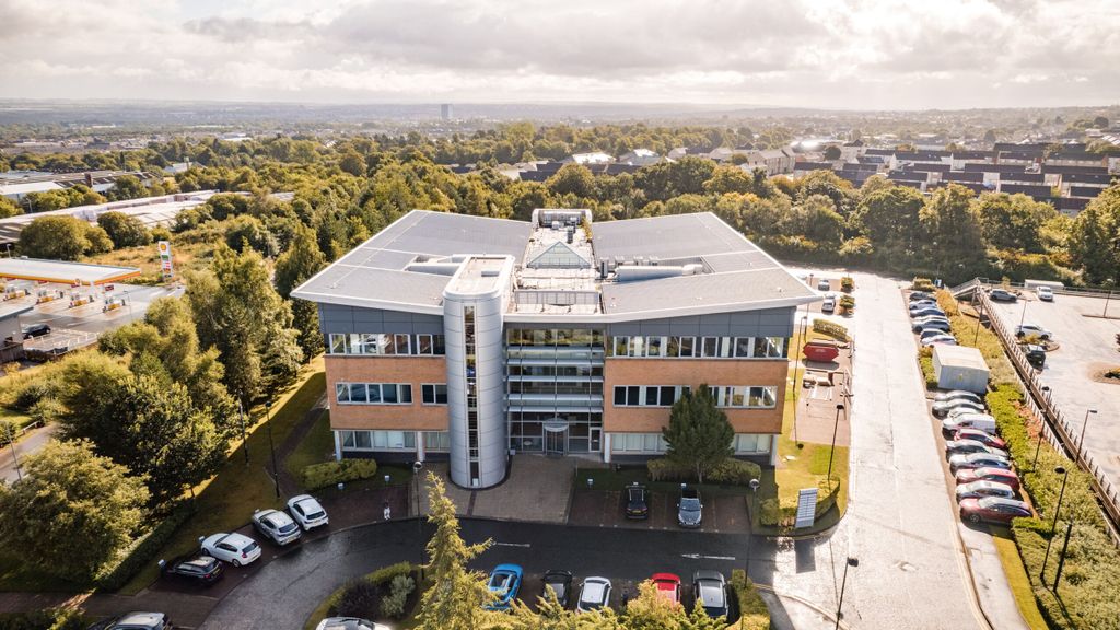 Property photo 1 of 24 Featured Image